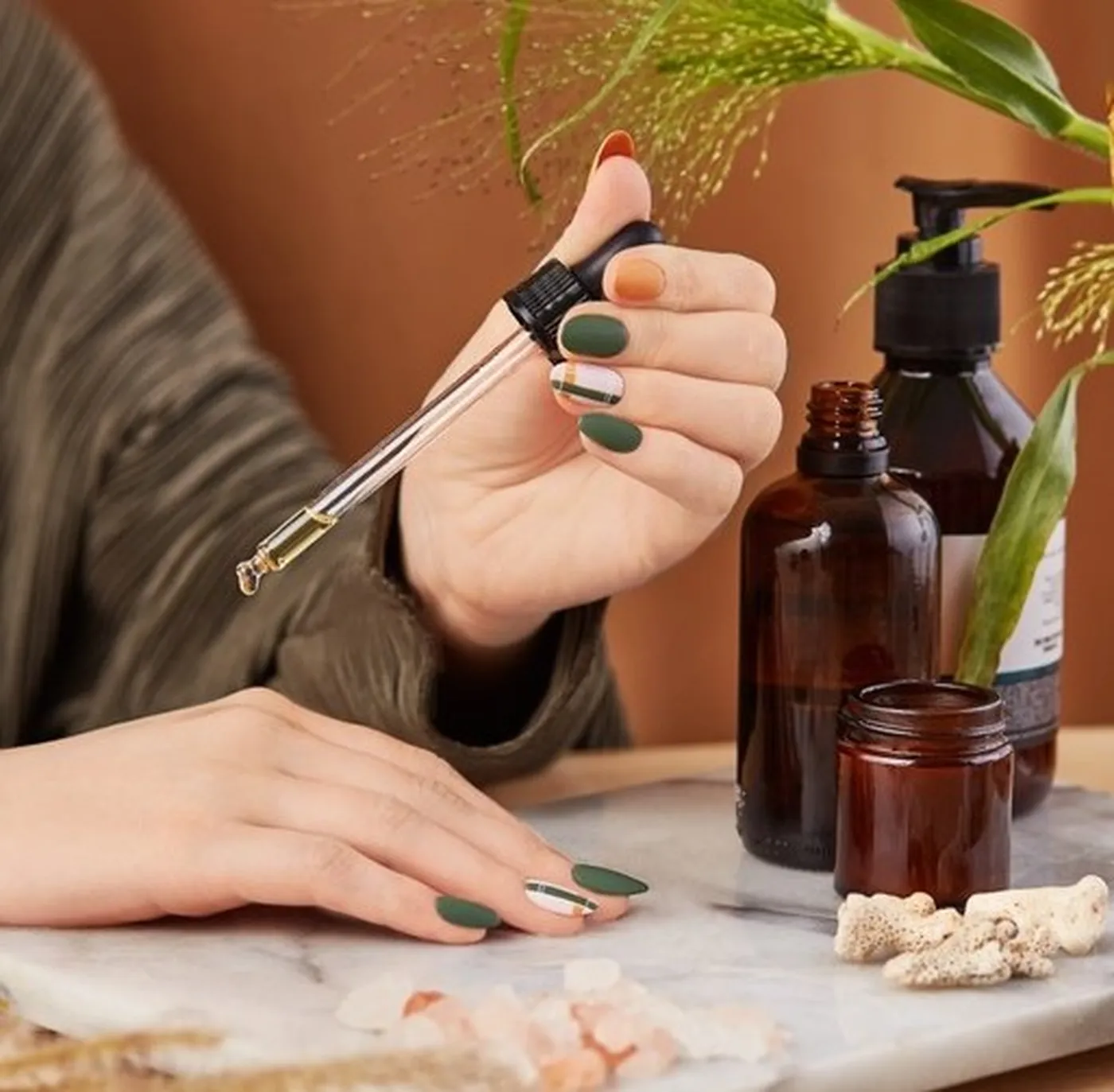 Jak zachować higienę podczas wykonywania manicure?