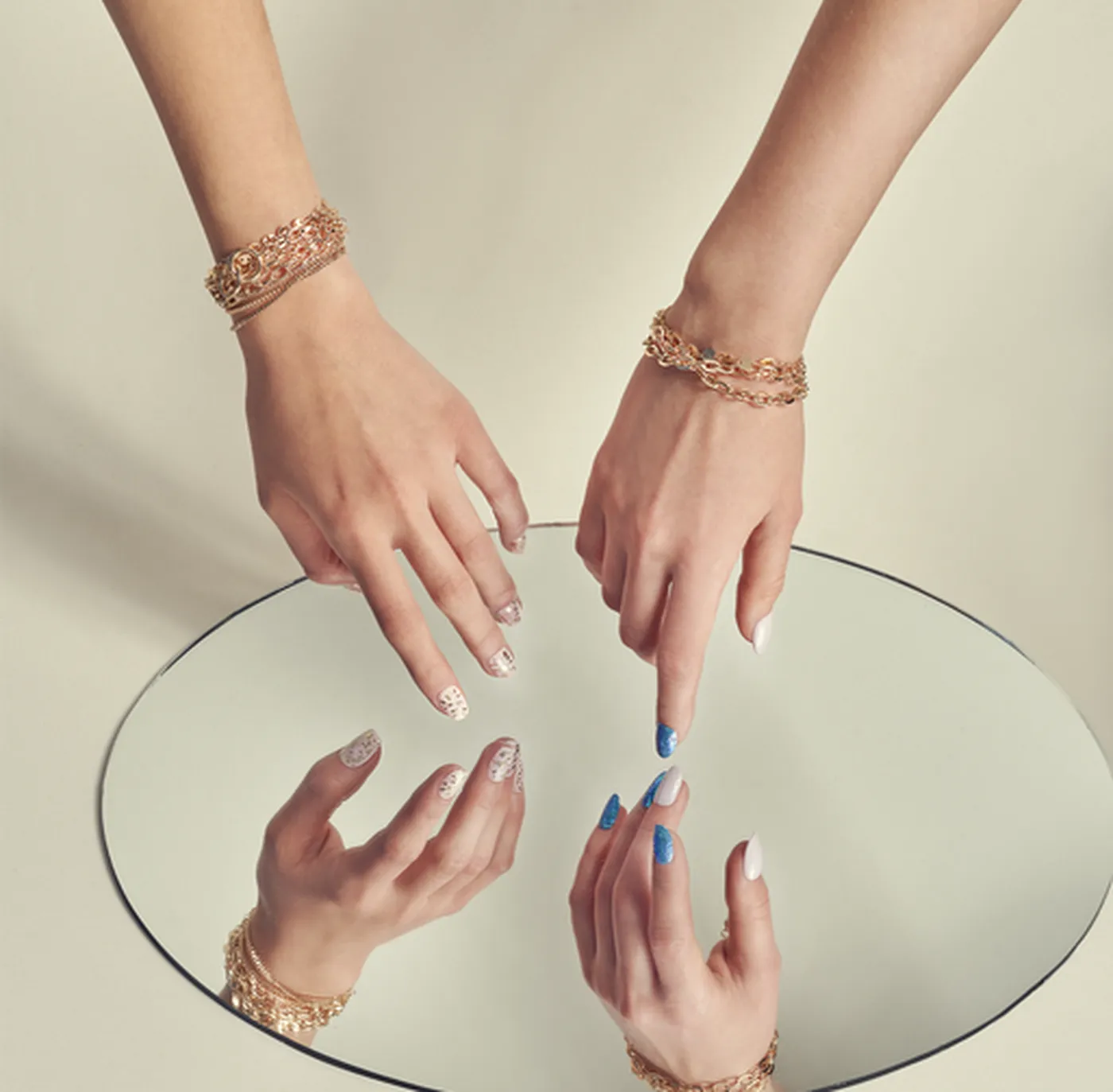 Pomysły na sylwestrowe stylizacje paznokci - inspiracje od MYLAQ